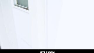 Exxtra Small Milf Hardcore Anal With Boss