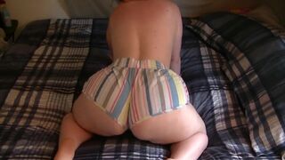 Natural PAWG Elsa Doll makes Bed, Masterbates, BBC Dicked, and Facial