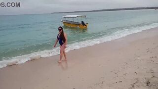 My Stepmother Asked Me To Take Some Pictures Of Her On The Beach The Next Day We Walked And Alone I Filled Her With Cum In Front Of The Sea 2 FULLONXRED