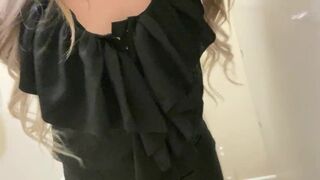 Stylish Dirt's urinates for one day