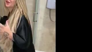 Stylish Dirt's urinates for one day