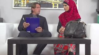 Lawyer Settles for Fine Muslim Pussy