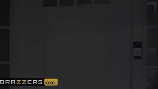 Brazzers - Busty Hot Milf Portia Paris Loves Big Cock In Her Pussy & Mouth