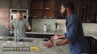Brazzers - Big Booty Wife Moriah Mills Fucks her Husbands Friend