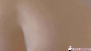 Sex im Auto mit einer blonden Frau mit einem groben Arsch - 4 image