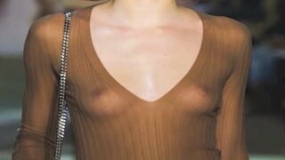 Khloe Kardashian & Kendall Jenner HAVE TO WATCH!