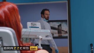 Brazzers - Ginger lesbo nurse licks bawdy cleft in uniform