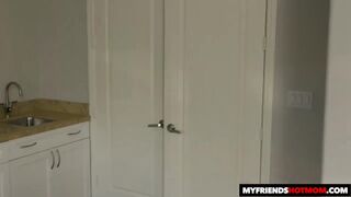 Hot Milfs August Taylor and Richelle Ryan take on one Lucky Young Cock - 5 image