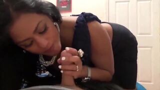 My Friends MOM let me Cum Inisde her Pussy