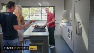 Brazzers - Skanky house wife Courtney Taylor cucks her husband