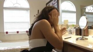 Shameless Mature MOM Sucks and Fucks like a PRO