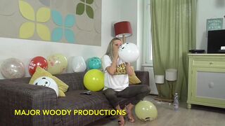 BTS NON POPPING WITH THE SEXY BIG BOOBS AMBER JAYNE