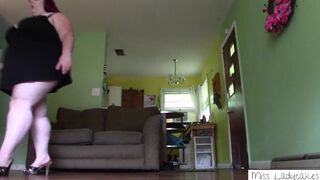 Unaware GIANTESS Teases, Licks and Squishes YOU POV - 4 image