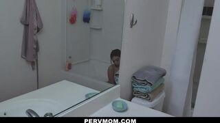 Waking up Stepmom for A Quick Fuck