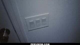 Waking up Stepmom for A Quick Fuck