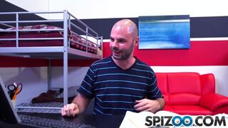 Spizoo - Julia Ann fucking a big hard dick, big booty & big boobs - 2 image