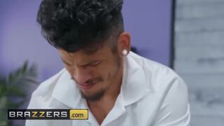 Brazzers - BBW Sofia Rose gets every inch massaged and fucked