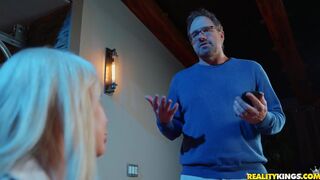 Stepma wants Sum of that Dick 2!