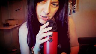 Sensual Mouth Sounds for Beautiful Italian Milf - 4 image