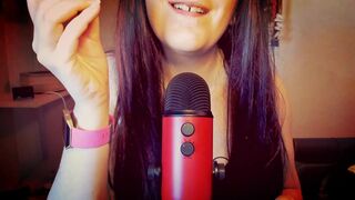 Sensual Mouth Sounds for Beautiful Italian Milf - 5 image