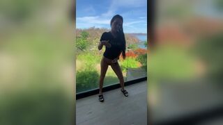 Pussy & Asshole Flashing