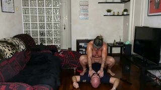 I fuck the policeman who came to arrest me (Trailer)