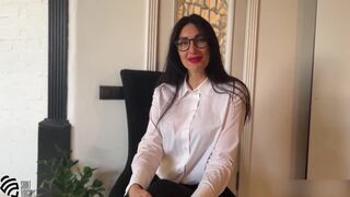 Sexually Excited secretary sucks the boss's dick for an interview