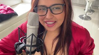 ASMR ROLEPLAY IN SPANISH STEPMOM FLIRTS U!