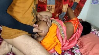 Desi Indian Bhabhi Ne Saree Pahanker Apni Bur Apne Boyfriend Se Chudwai