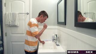 "I've been teasing u ALL week " Slimthick Vic tells Stepson - S18:E6