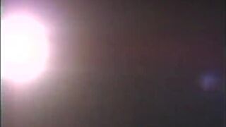 Guy fucks mature brunette's twat