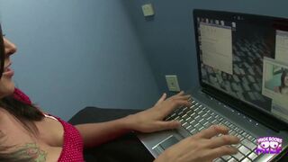 Vanessa Naughty & Will Powers bang hard on the net, ending in a cum-filled mouth - 4 image