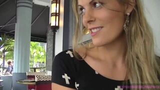 Heather Silk & Novan Ryan flaunt their curves in hot outdoor lunch with lucky hubby - 5 image