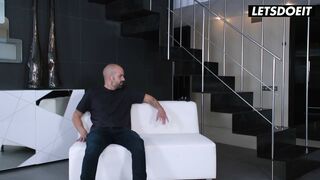 Watch Claudia Bavel's curvy Latina MILF use her feet to deepthroat Alberto's massive cock - 11 image