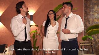 Curvy Sarah Black gets dominated by Papirodriguez's big cocks in a hot interview with double penetration - 6 image
