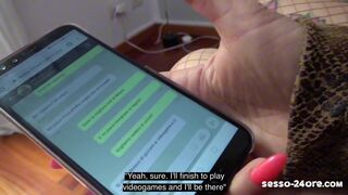 Nerdy dude Manuel Ics enjoys giving Italian MILF Mary Rider a hand - 5 image