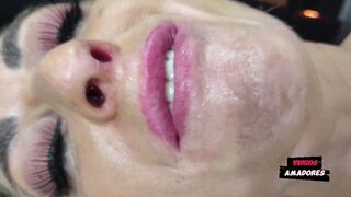 Julia Fontanelli's curvy body and perfect tits give her client a special massage and pussy licking experience - 12 image