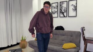 Stepmom Stella Osorio catches stepson's hard rod and takes it in her curvy wet pussy - 5 image