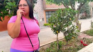 Watch Chocolatito Cock & Licenciada Angiemilf50 do yoga with trainer in her room - 1 image