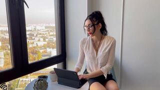 The secretary sucked the waiter