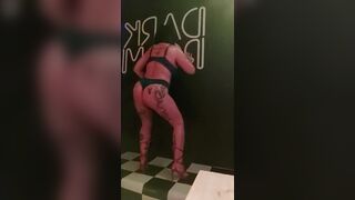 Getting willing in downtown - 4 image