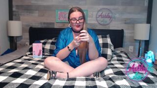 Ashley Ace Review - Satisfyer Curvy 1