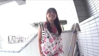 Inachi Nakamura - "I Crave To Be An AV Model." Current Day-Care Worker Debuts As A Pornstar With A Creampie! (part 1)