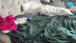 Stretching my cunt wide open during the time that I record it