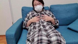 Married Woman Showing Her Slit Juicy