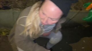 Cracky offered juice to take a cumshot on her face - 10 image