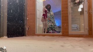 Neighbor gave hot sex for Christmas