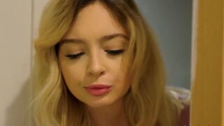 Teen Lesbians Seduced And Scissored Blonde MILF Serene Siren