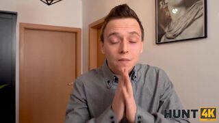 HUNT4K. Man enjoys unplanned sex with his buddys new ginger girlfriend