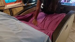 Solo Sexy Ebony Milf